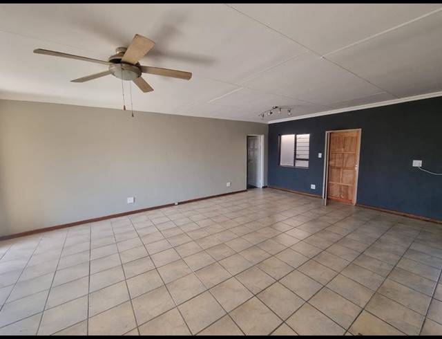 2 BEDROOM PROPERTY TO RENT IN KOOKRUS